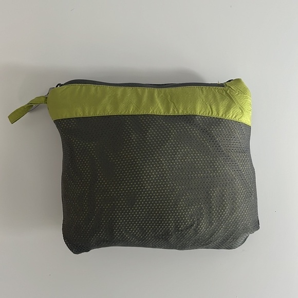 Eddie Bauer Packable Windbreaker Jacket Ultra Lightweight Nylon Hooded XL - Picture 8 of 15